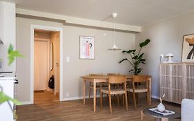 Scandinavian Apartment With 2 Bedrooms And Terrasse - Close To Storo Storsenter And All Public Transport